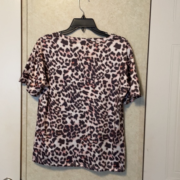 Shirt - Size Medium - Picture 3 of 3